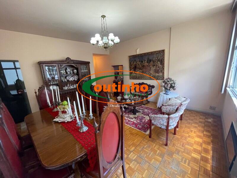 Apartamento à venda com 3 quartos, 105m² - Foto 2