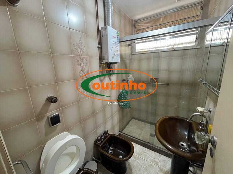 Apartamento à venda com 3 quartos, 105m² - Foto 10