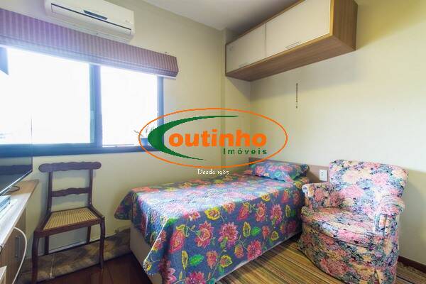 Apartamento à venda com 4 quartos, 140m² - Foto 7