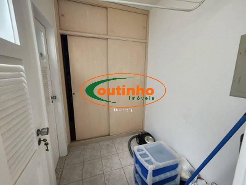 Apartamento à venda com 4 quartos, 150m² - Foto 46