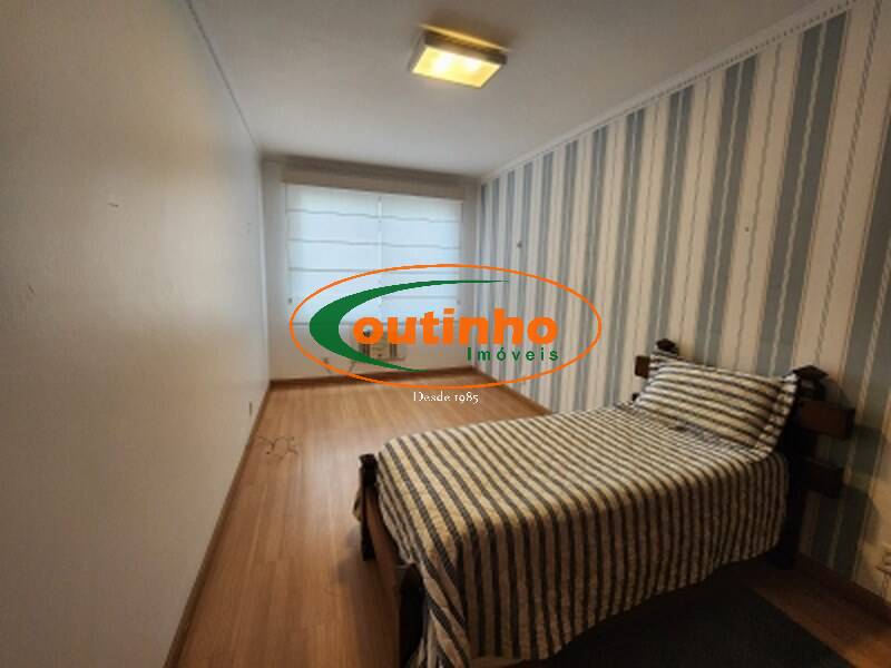 Apartamento à venda com 4 quartos, 150m² - Foto 28