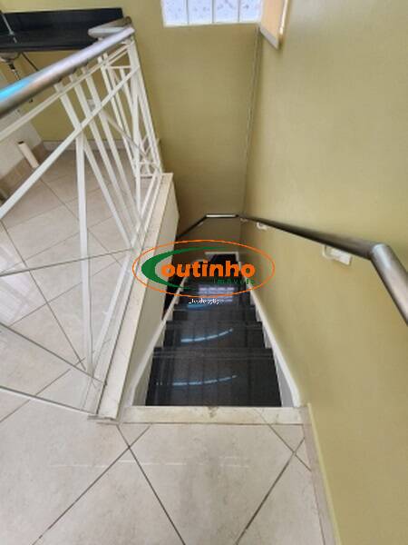 Apartamento à venda com 4 quartos, 150m² - Foto 6