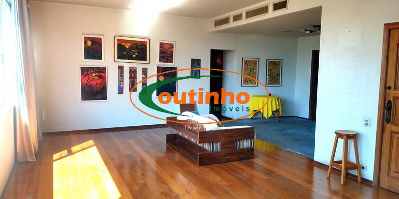 Apartamento à venda com 4 quartos, 224m² - Foto 2