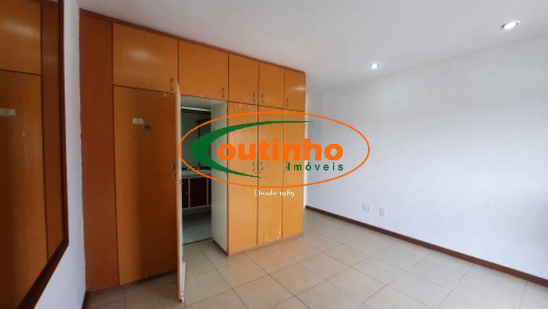 Apartamento à venda com 4 quartos, 199m² - Foto 19