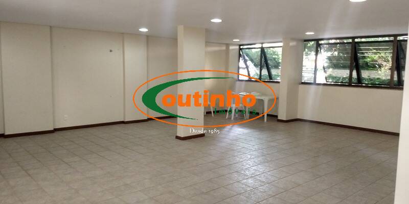 Apartamento à venda com 3 quartos, 110m² - Foto 31