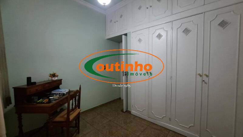 Apartamento à venda com 2 quartos, 75m² - Foto 10