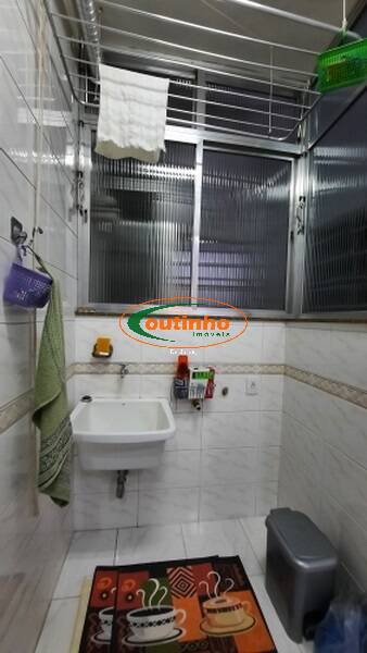 Apartamento à venda com 2 quartos, 75m² - Foto 21