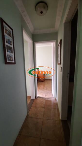 Apartamento à venda com 2 quartos, 75m² - Foto 5