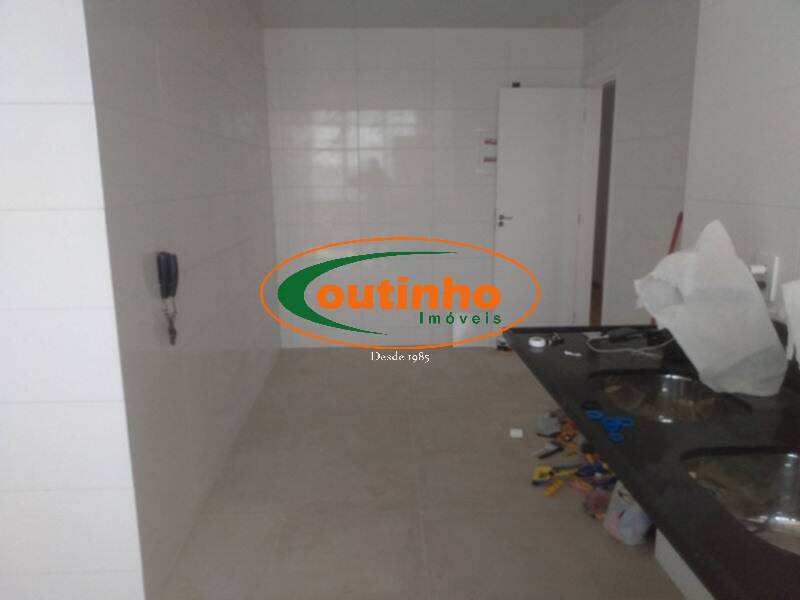 Apartamento à venda com 3 quartos, 130m² - Foto 32