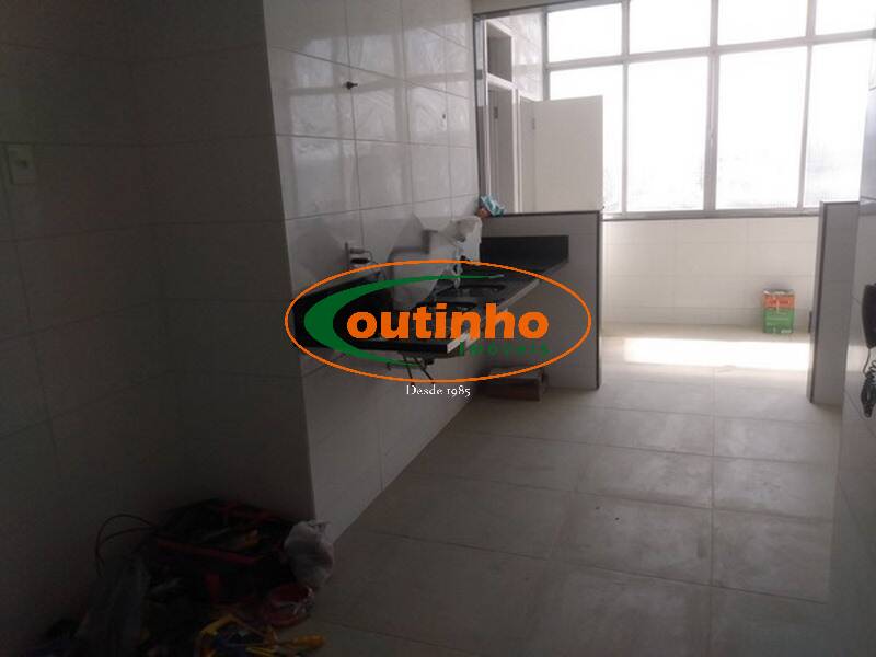 Apartamento à venda com 3 quartos, 130m² - Foto 27