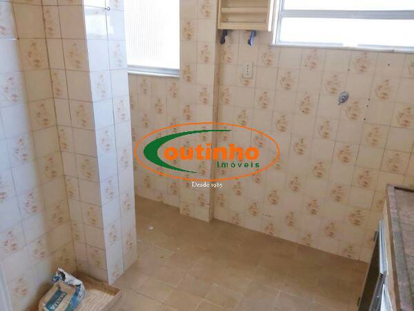 Apartamento à venda com 3 quartos, 67m² - Foto 9