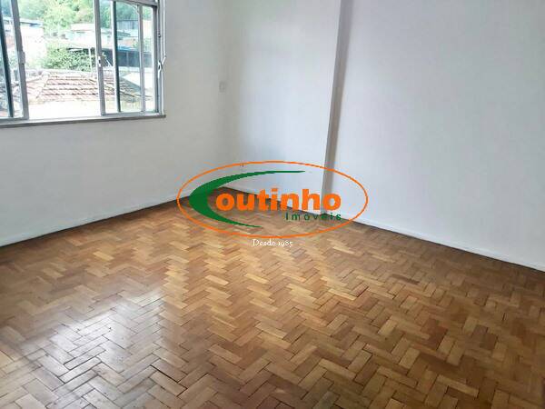 Apartamento à venda com 3 quartos, 67m² - Foto 11