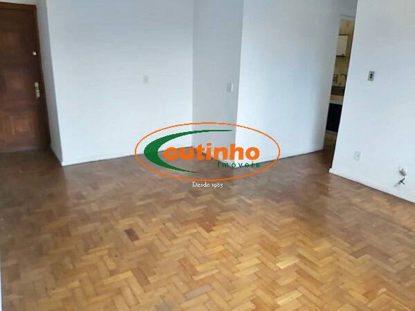 Apartamento à venda com 3 quartos, 67m² - Foto 12