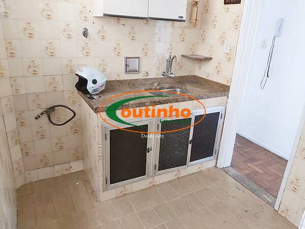 Apartamento à venda com 3 quartos, 67m² - Foto 14