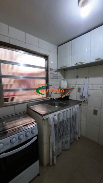 Apartamento à venda com 1 quarto, 37m² - Foto 14