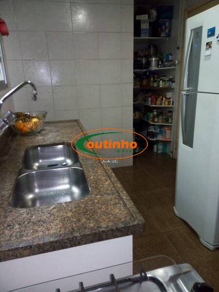 Apartamento à venda com 2 quartos, 130m² - Foto 15