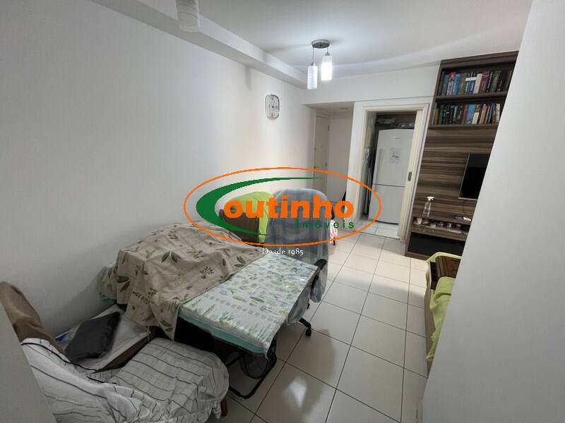 Apartamento à venda com 2 quartos, 62m² - Foto 6