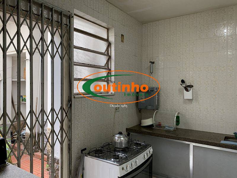 Casa à venda com 4 quartos, 240m² - Foto 35