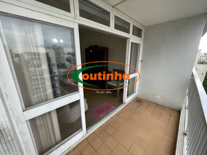 Apartamento à venda com 3 quartos, 90m² - Foto 3