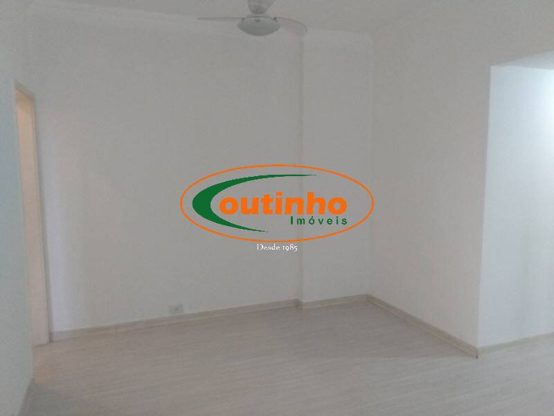 Apartamento à venda com 2 quartos, 74m² - Foto 5