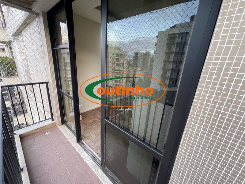 Apartamento à venda com 2 quartos, 73m² - Foto 1