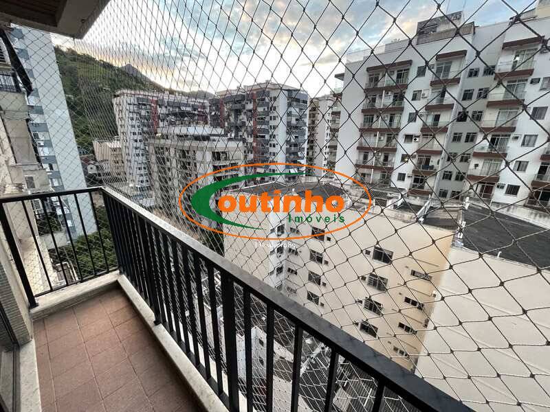 Apartamento à venda com 2 quartos, 73m² - Foto 1