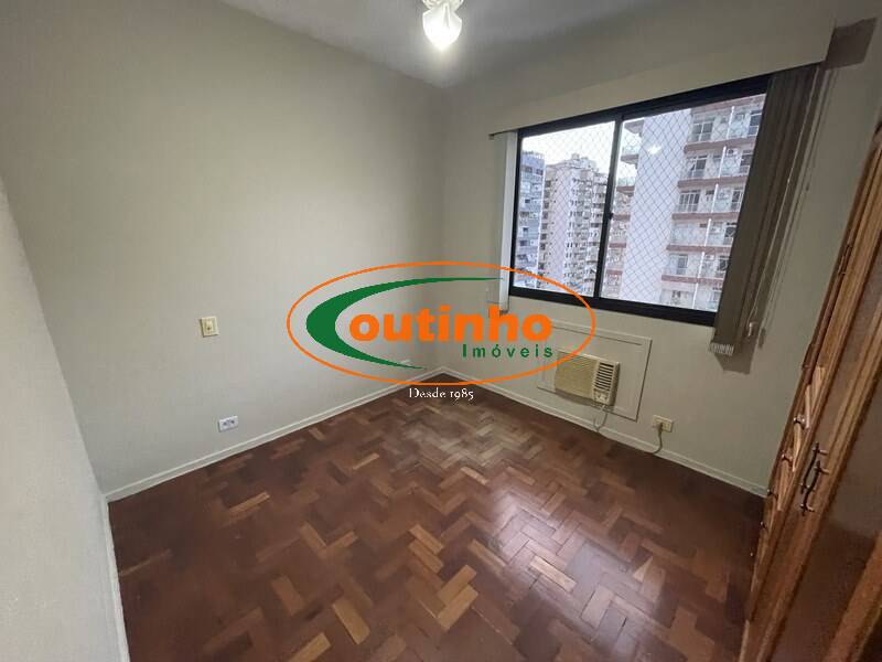 Apartamento à venda com 2 quartos, 73m² - Foto 10