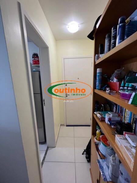 Apartamento à venda com 2 quartos, 60m² - Foto 13