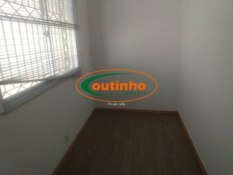 Casa à venda com 3 quartos, 100m² - Foto 17