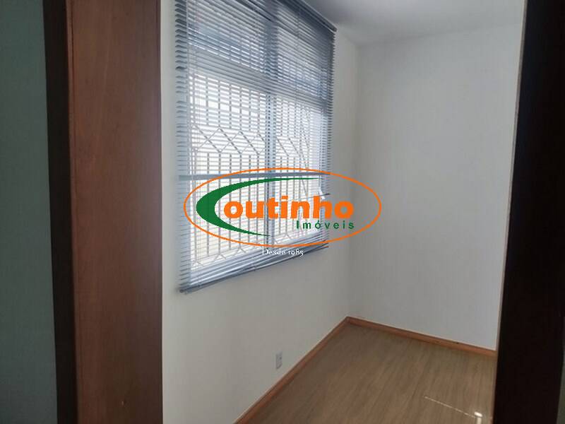 Casa à venda com 3 quartos, 100m² - Foto 23