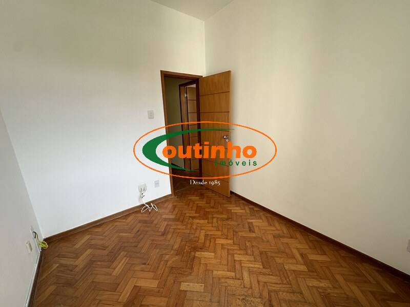 Apartamento à venda com 3 quartos, 80m² - Foto 6