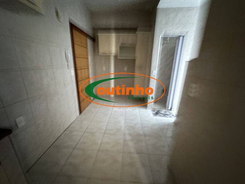 Apartamento à venda com 3 quartos, 80m² - Foto 14