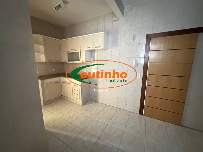 Apartamento à venda com 3 quartos, 80m² - Foto 17