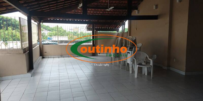 Apartamento à venda com 2 quartos, 74m² - Foto 30