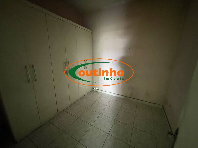 Apartamento à venda com 2 quartos, 62m² - Foto 18