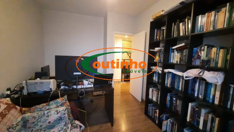 Apartamento à venda com 4 quartos, 171m² - Foto 17