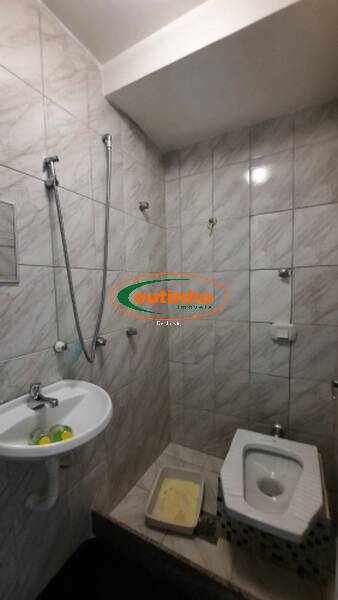 Apartamento à venda com 4 quartos, 171m² - Foto 32