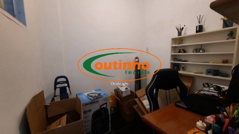 Apartamento à venda com 2 quartos, 65m² - Foto 21