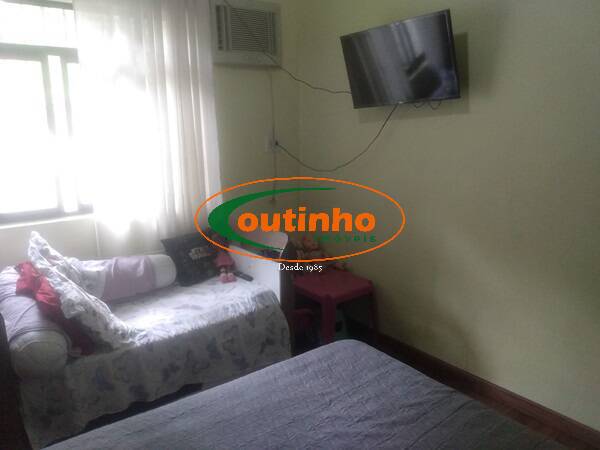 Apartamento à venda com 2 quartos, 64m² - Foto 22