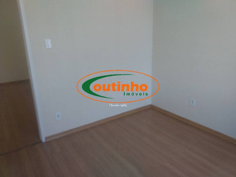 Apartamento à venda com 2 quartos, 70m² - Foto 8