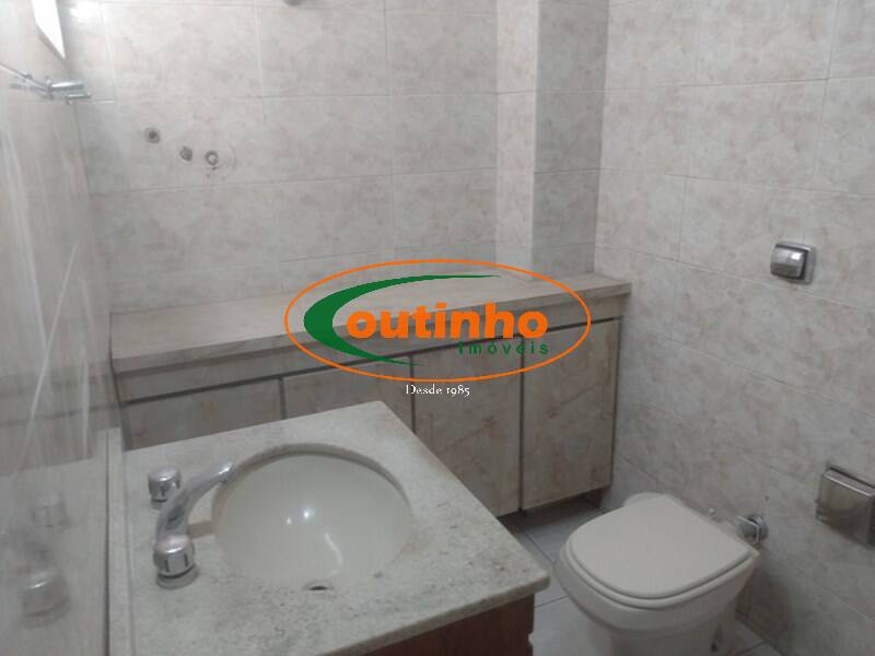 Apartamento à venda com 2 quartos, 70m² - Foto 11