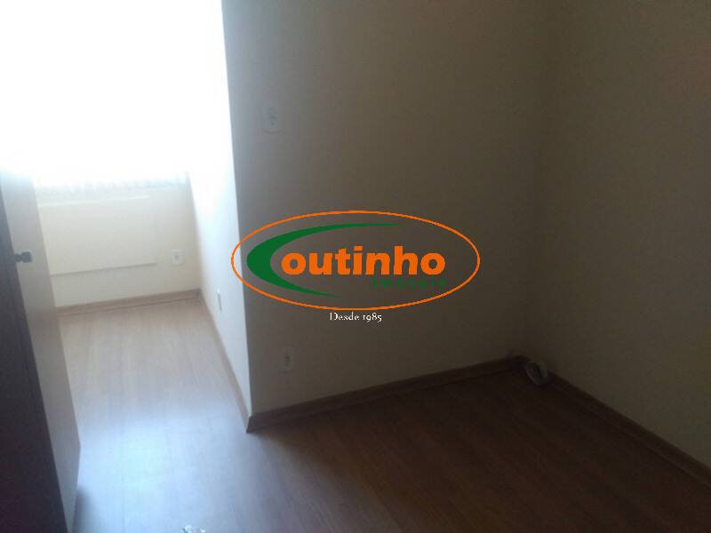 Apartamento à venda com 2 quartos, 70m² - Foto 20