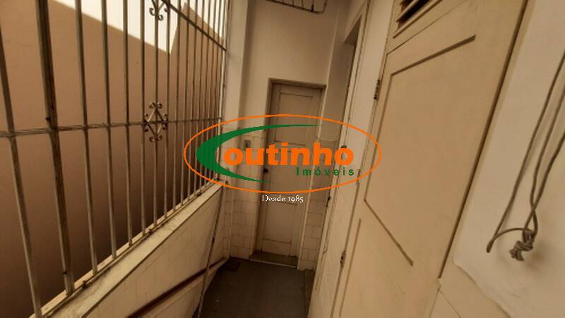 Apartamento à venda com 3 quartos, 125m² - Foto 23