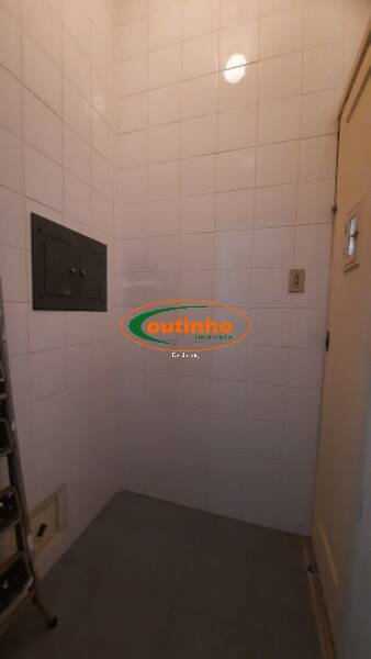 Apartamento à venda com 3 quartos, 125m² - Foto 20