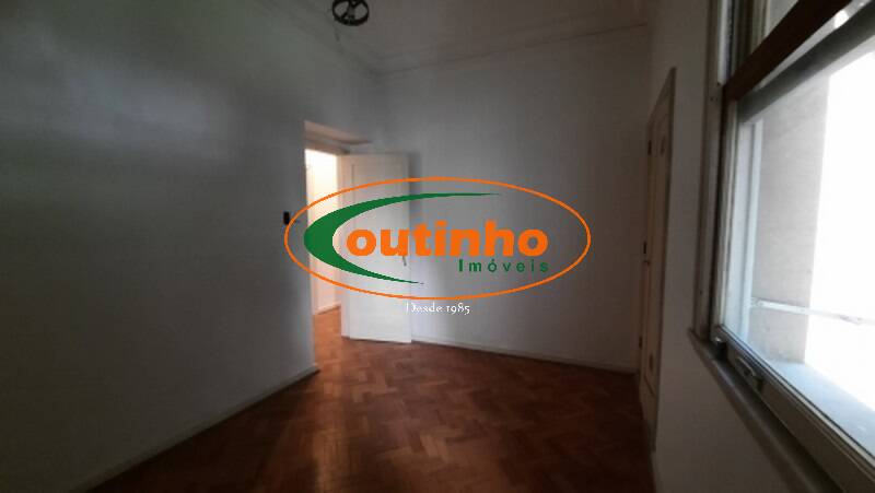 Apartamento à venda com 3 quartos, 125m² - Foto 12