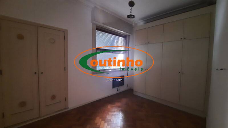 Apartamento à venda com 3 quartos, 125m² - Foto 11