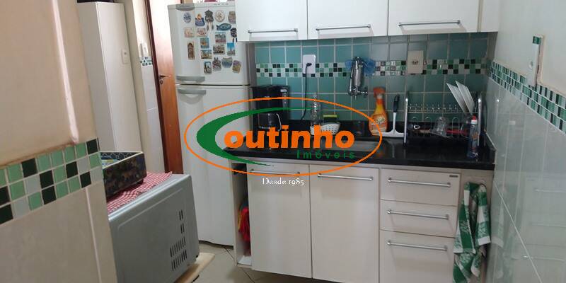 Apartamento à venda com 2 quartos, 61m² - Foto 20