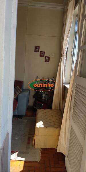 Apartamento à venda com 2 quartos, 61m² - Foto 14