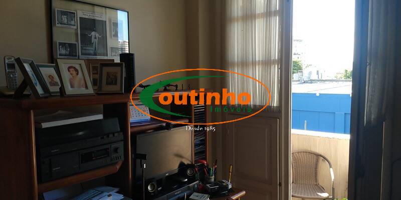 Apartamento à venda com 2 quartos, 61m² - Foto 12