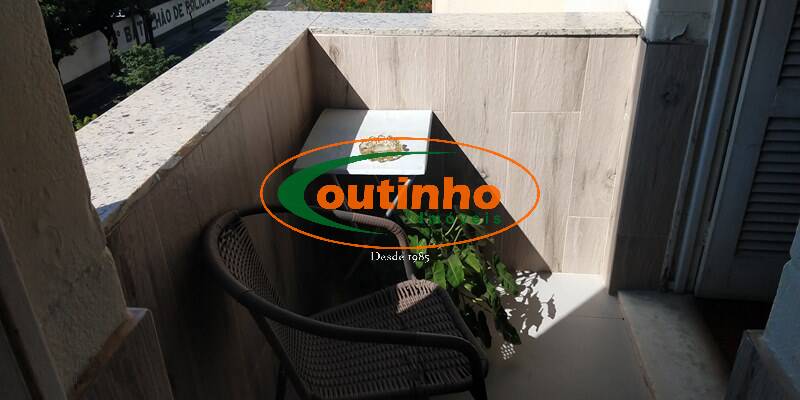 Apartamento à venda com 2 quartos, 61m² - Foto 1